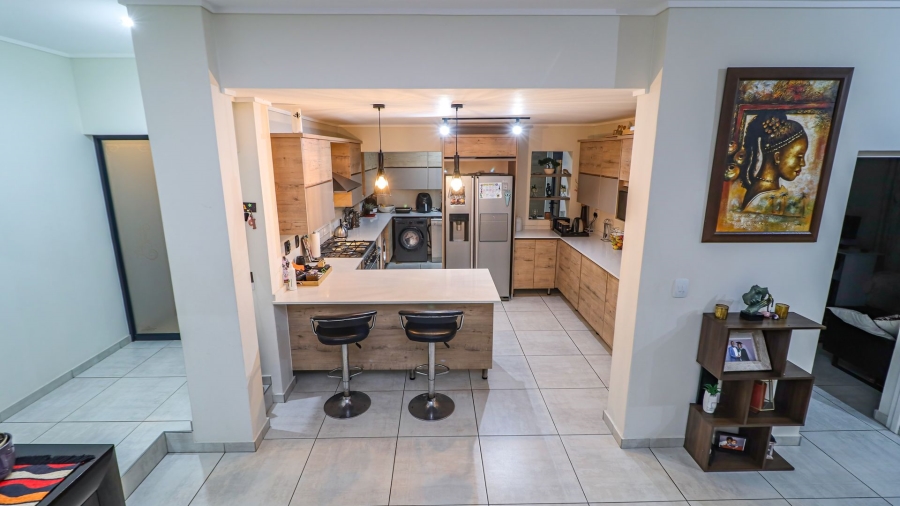 4 Bedroom Property for Sale in Noordhang Gauteng