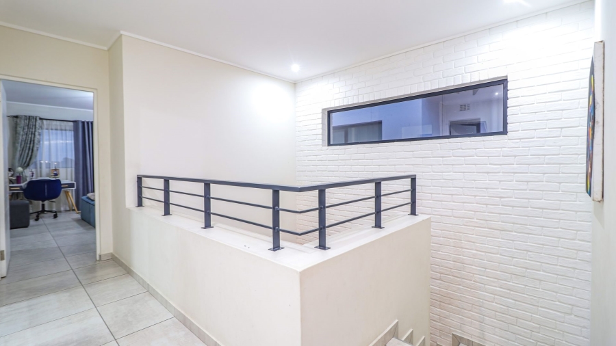 4 Bedroom Property for Sale in Noordhang Gauteng
