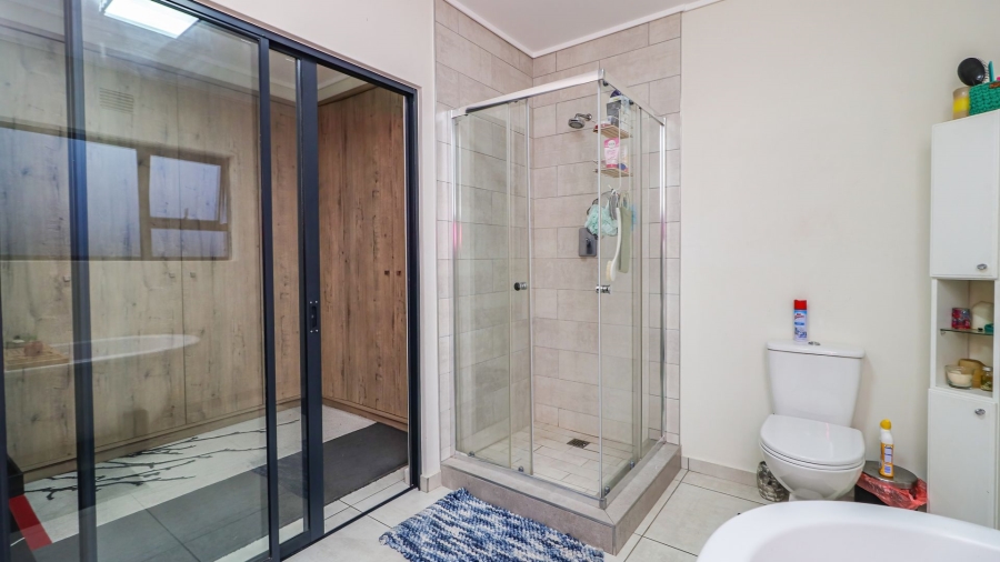 4 Bedroom Property for Sale in Noordhang Gauteng