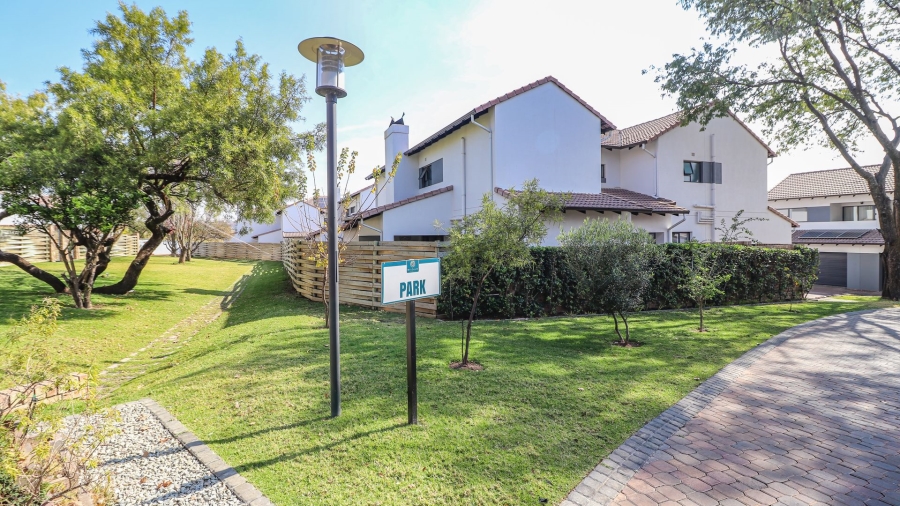 4 Bedroom Property for Sale in Noordhang Gauteng