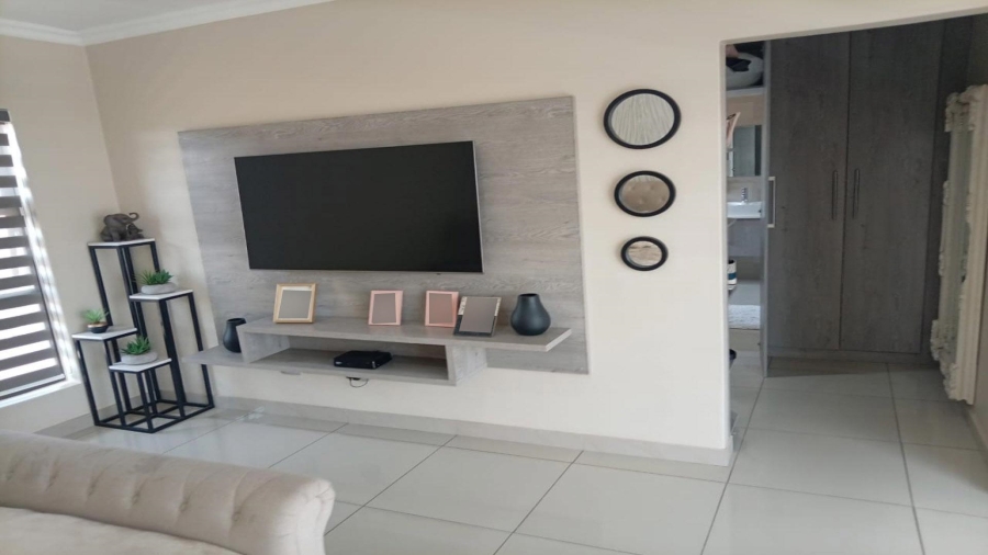 4 Bedroom Property for Sale in Olympus AH Gauteng
