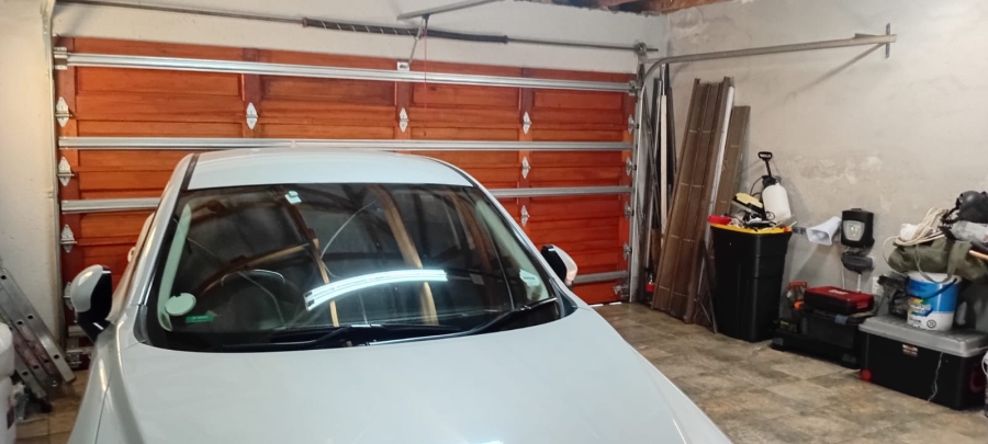 3 Bedroom Property for Sale in Soshanguve FF Gauteng