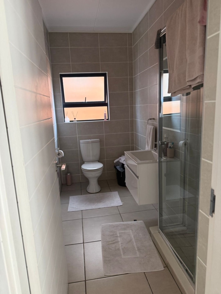 To Let 2 Bedroom Property for Rent in Linbro Park Gauteng