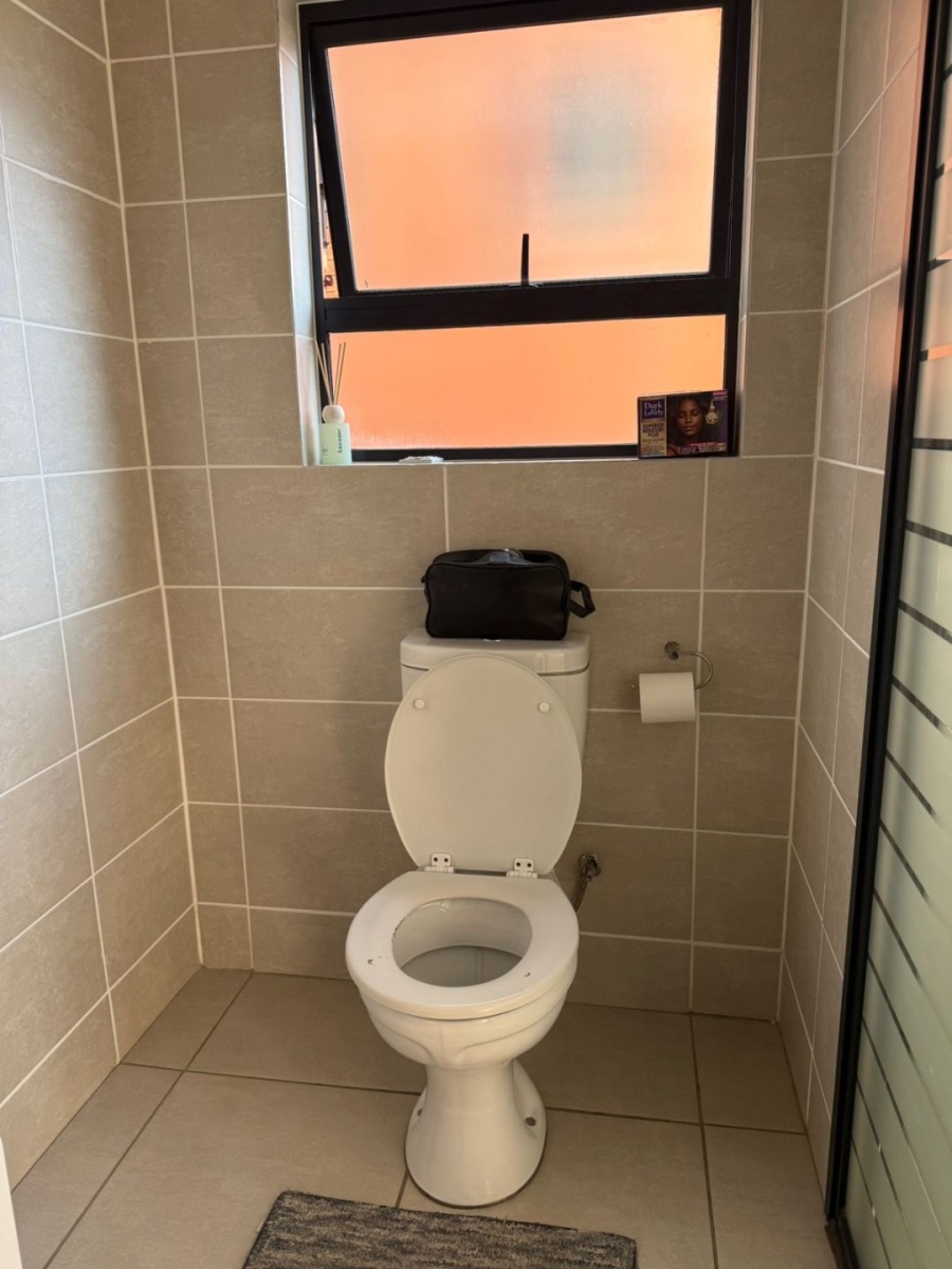 To Let 2 Bedroom Property for Rent in Linbro Park Gauteng