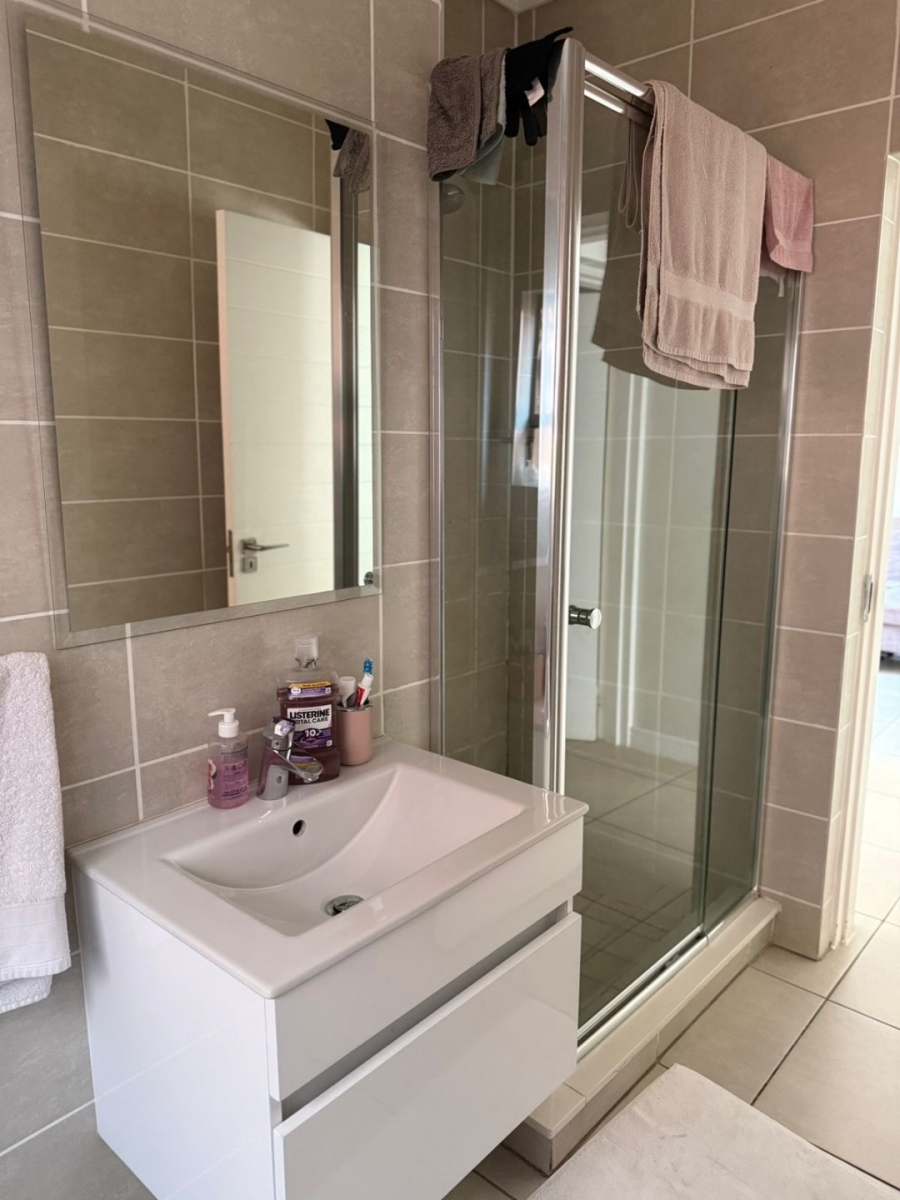 To Let 2 Bedroom Property for Rent in Linbro Park Gauteng