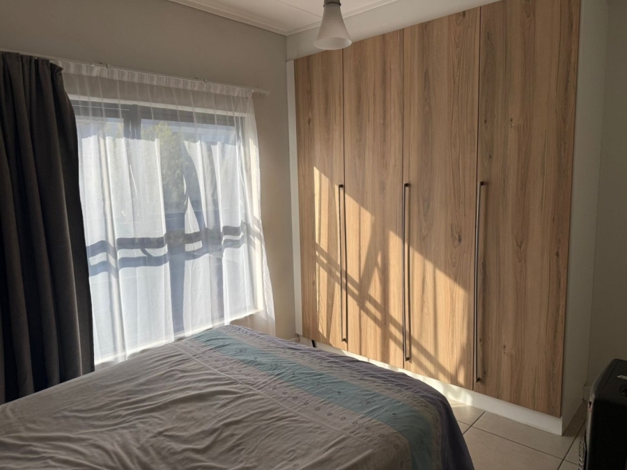 To Let 2 Bedroom Property for Rent in Linbro Park Gauteng