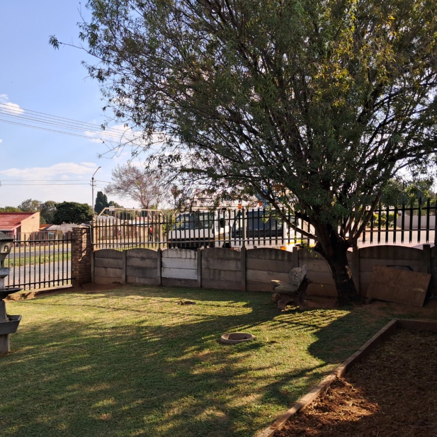 5 Bedroom Property for Sale in Elsburg Gauteng