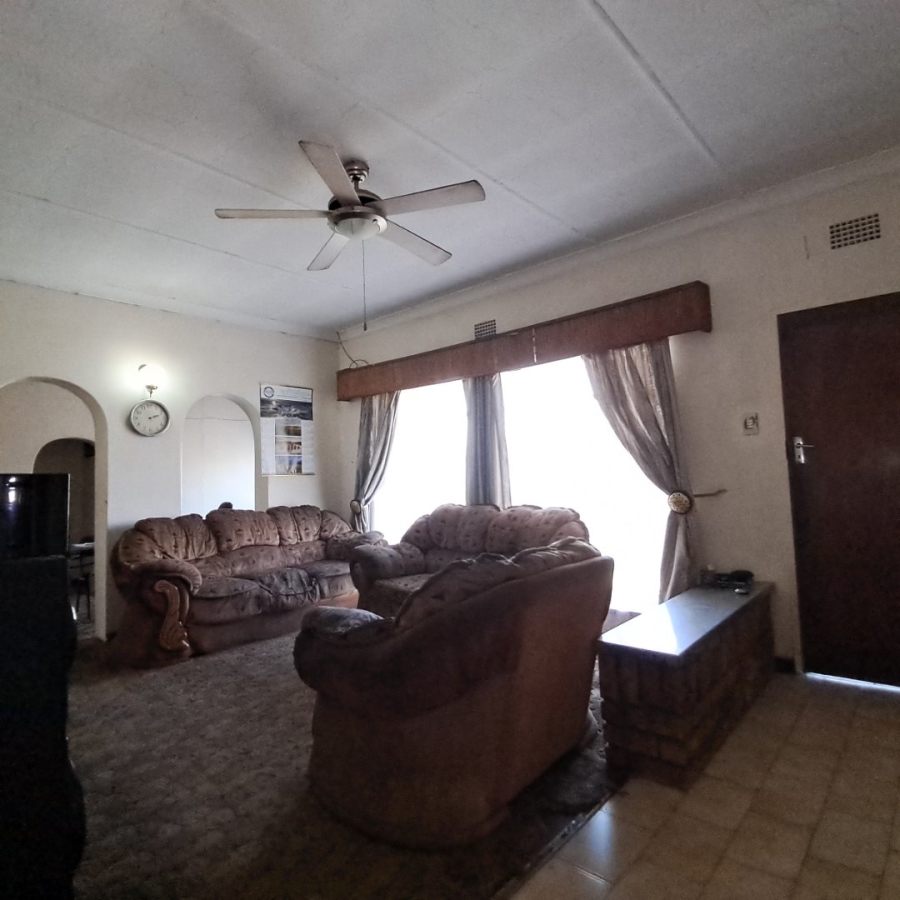5 Bedroom Property for Sale in Elsburg Gauteng