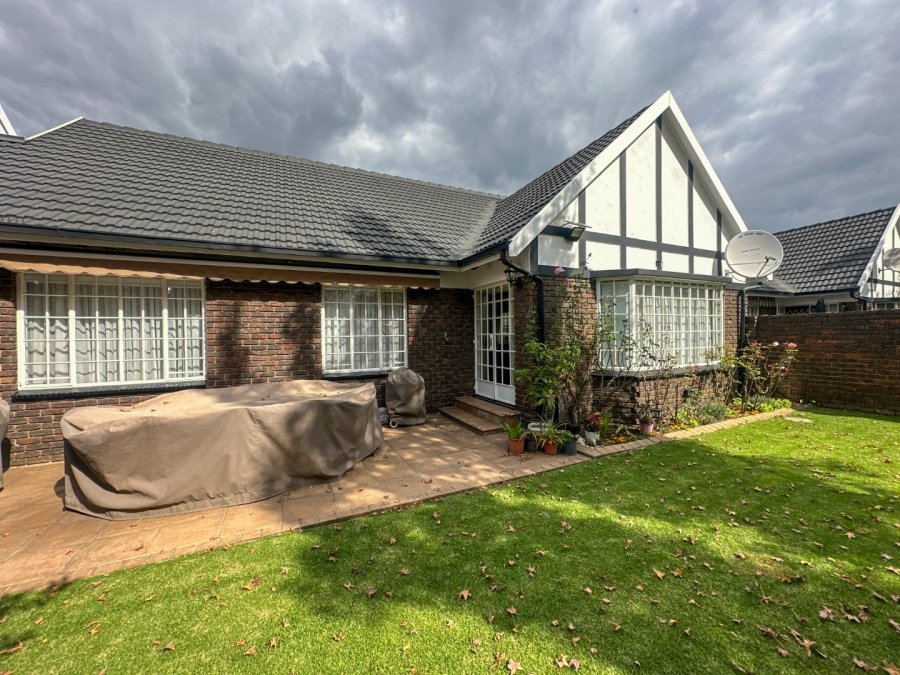 3 Bedroom Property for Sale in Brackenhurst Gauteng
