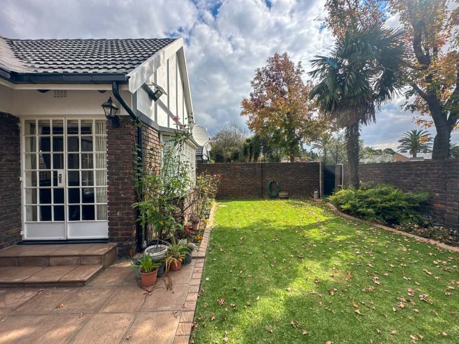 3 Bedroom Property for Sale in Brackenhurst Gauteng
