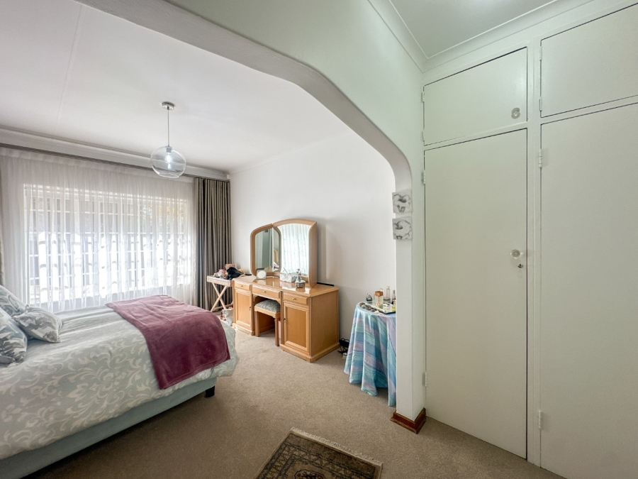 3 Bedroom Property for Sale in Brackenhurst Gauteng