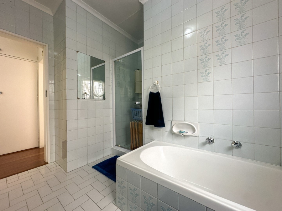 3 Bedroom Property for Sale in Brackenhurst Gauteng