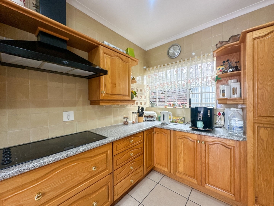 3 Bedroom Property for Sale in Brackenhurst Gauteng