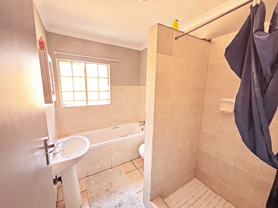3 Bedroom Property for Sale in The Reeds Gauteng