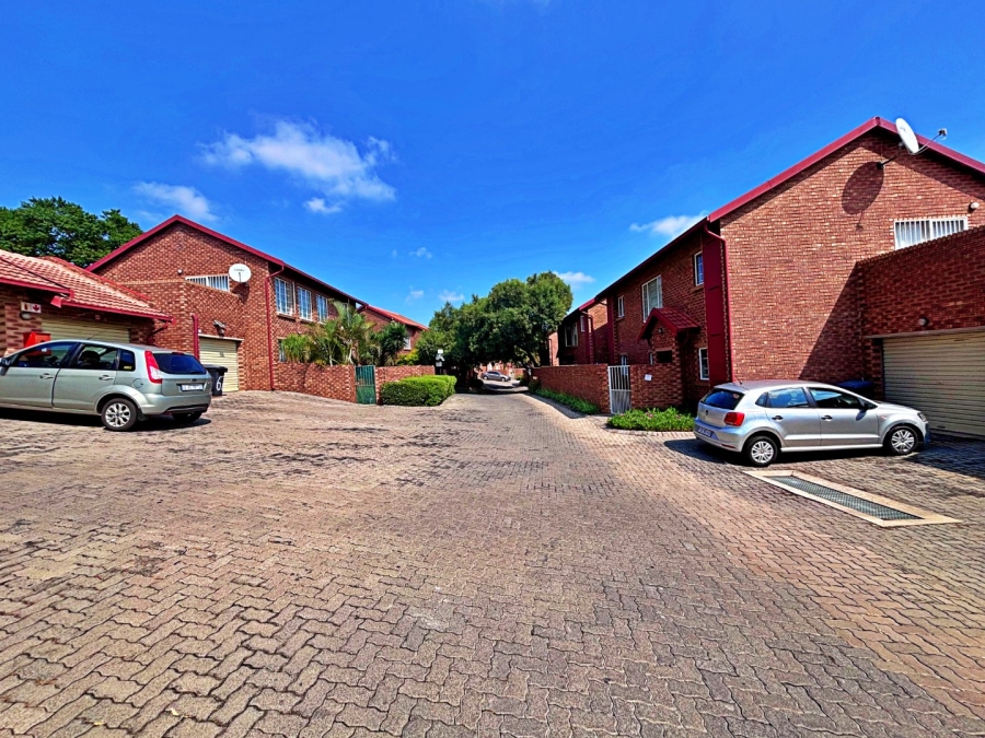 3 Bedroom Property for Sale in The Reeds Gauteng