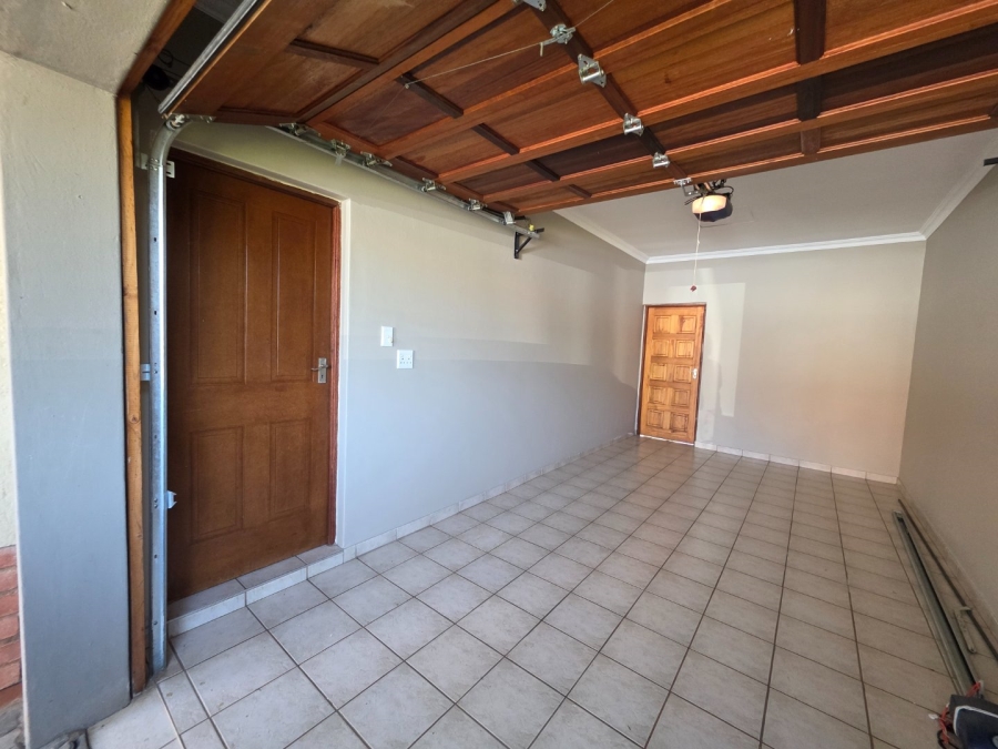 3 Bedroom Property for Sale in Sinoville Gauteng