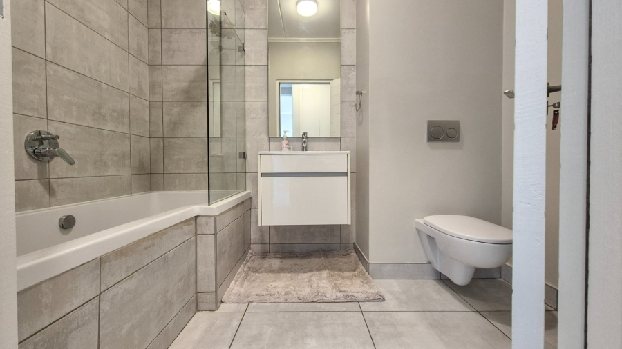 2 Bedroom Property for Sale in Serengeti Lifestyle Estate Gauteng