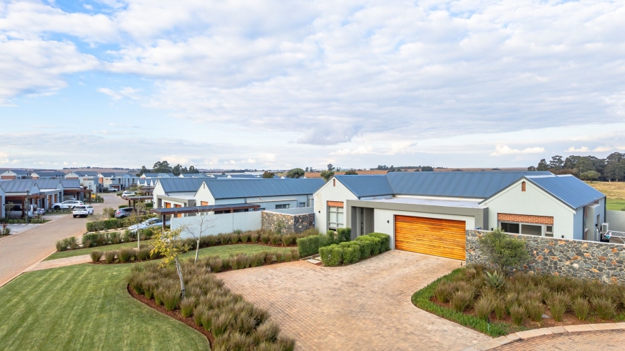 4 Bedroom Property for Sale in Serengeti Lifestyle Estate Gauteng