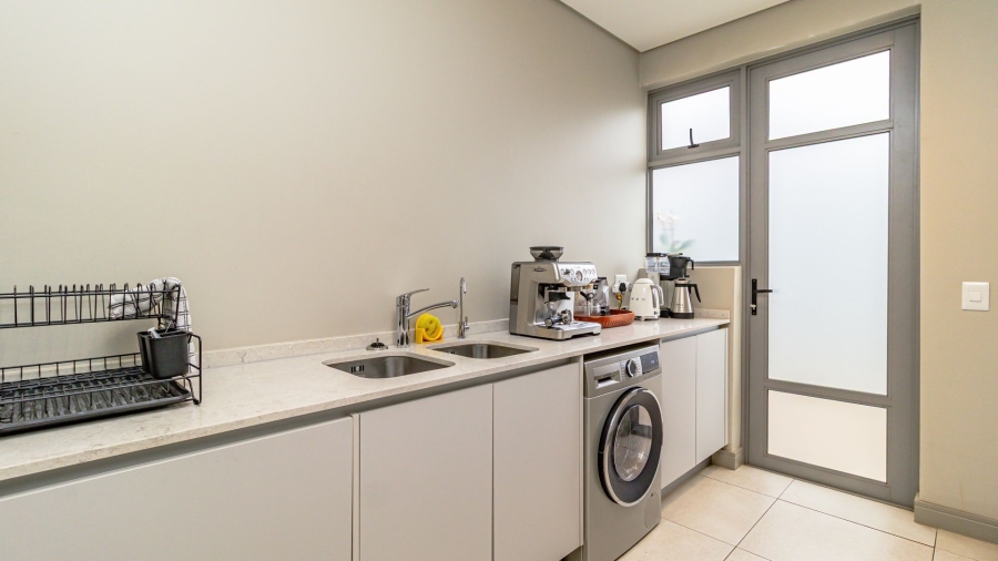 4 Bedroom Property for Sale in Serengeti Lifestyle Estate Gauteng