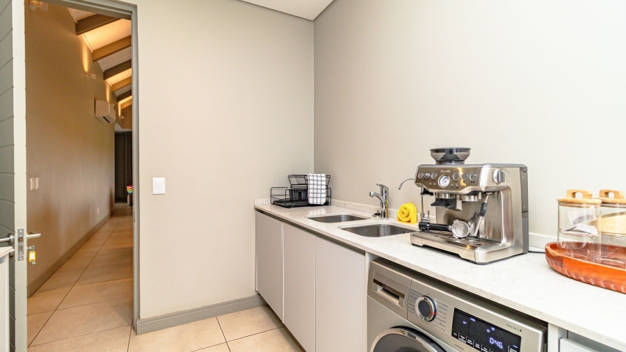 4 Bedroom Property for Sale in Serengeti Lifestyle Estate Gauteng