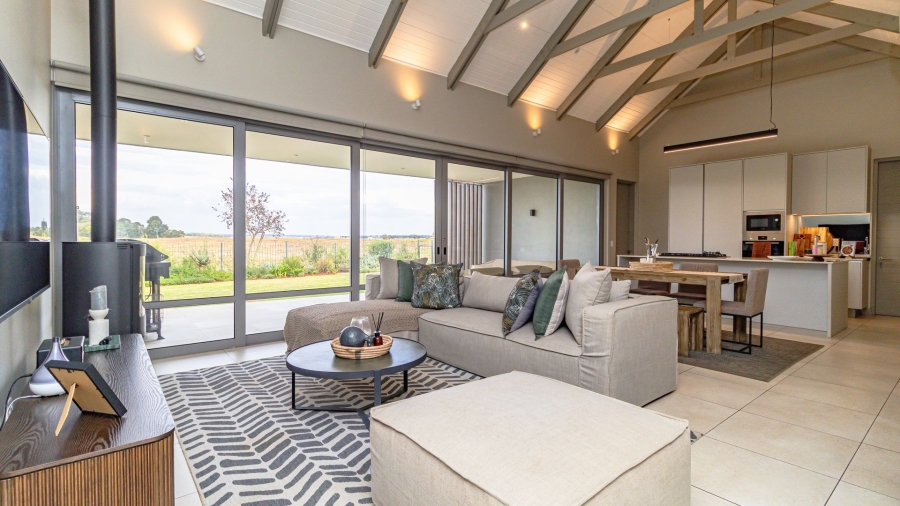 4 Bedroom Property for Sale in Serengeti Lifestyle Estate Gauteng