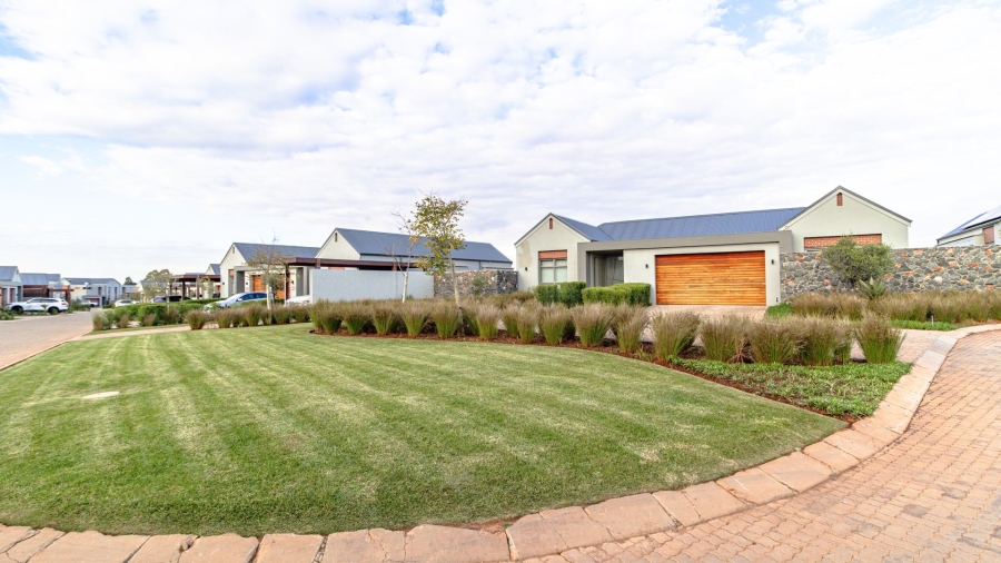4 Bedroom Property for Sale in Serengeti Lifestyle Estate Gauteng
