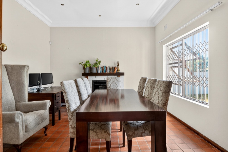 3 Bedroom Property for Sale in Greenside Gauteng