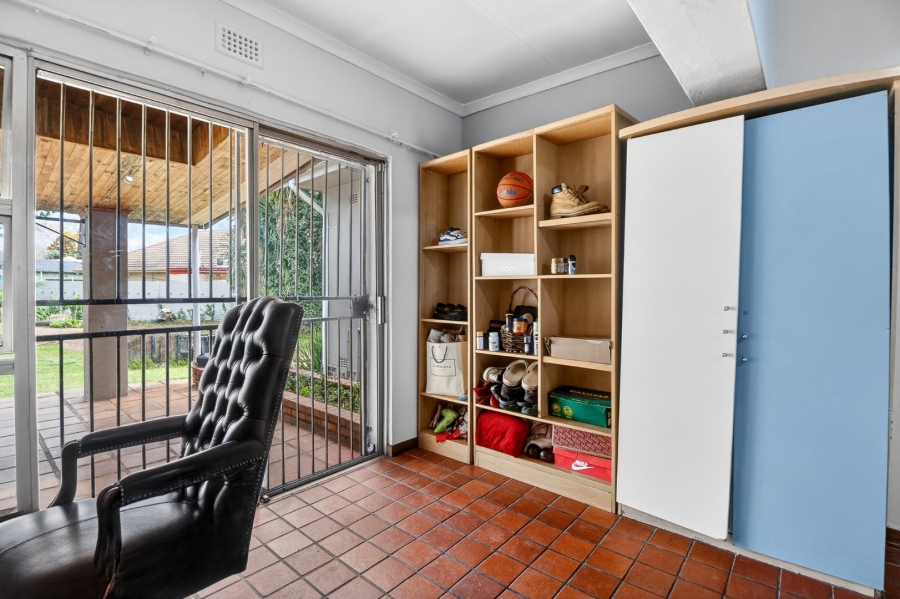 3 Bedroom Property for Sale in Greenside Gauteng