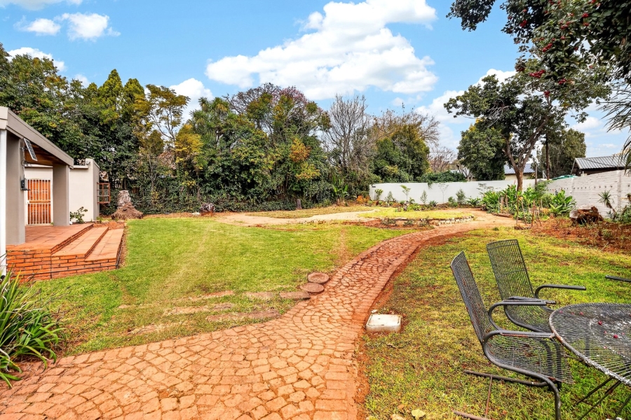 3 Bedroom Property for Sale in Greenside Gauteng