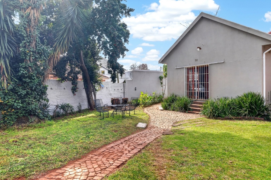 3 Bedroom Property for Sale in Greenside Gauteng