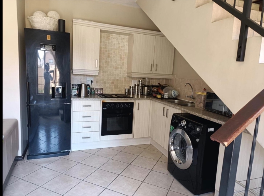 To Let 3 Bedroom Property for Rent in Carlswald North Estate Gauteng