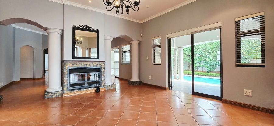 5 Bedroom Property for Sale in Country Lane Estate Gauteng