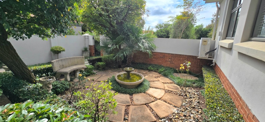 5 Bedroom Property for Sale in Country Lane Estate Gauteng