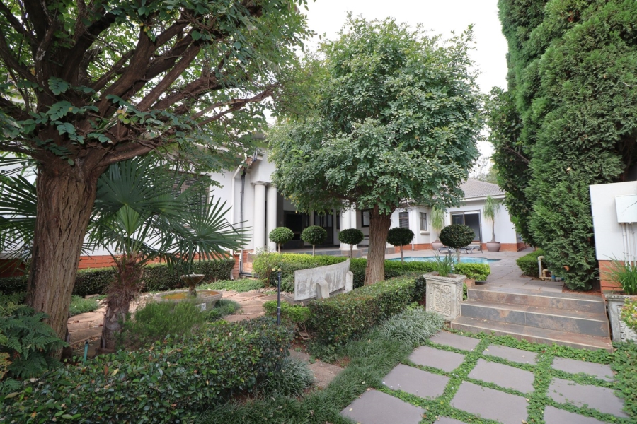 5 Bedroom Property for Sale in Country Lane Estate Gauteng
