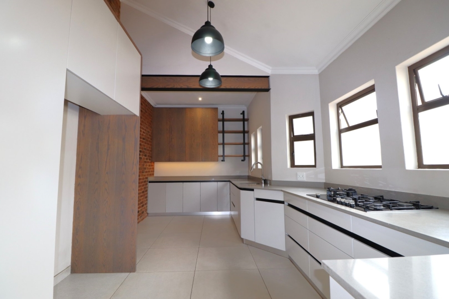 5 Bedroom Property for Sale in Country Lane Estate Gauteng
