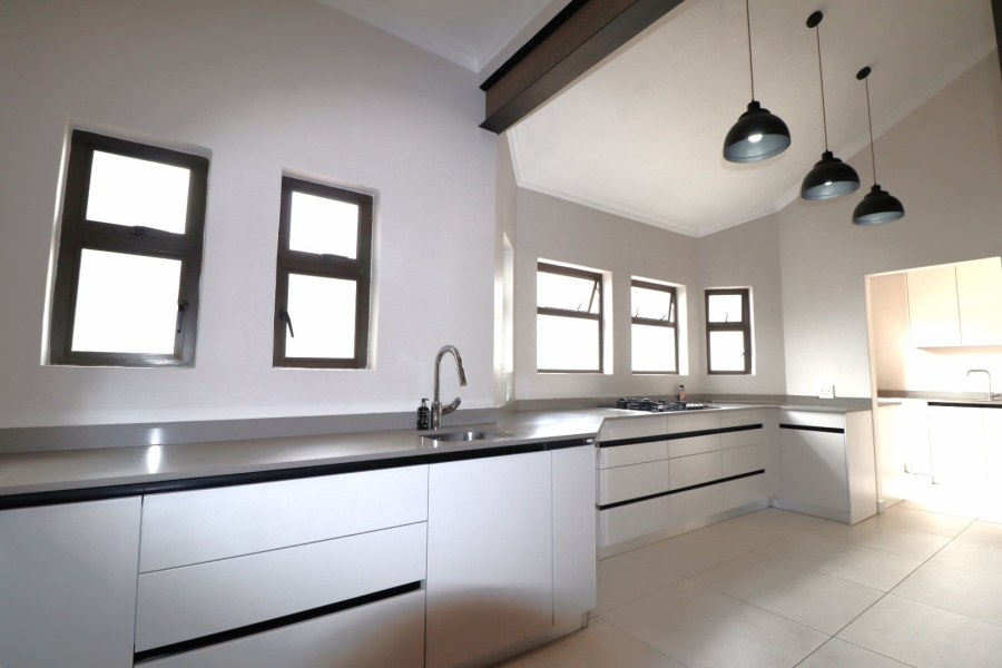 5 Bedroom Property for Sale in Country Lane Estate Gauteng