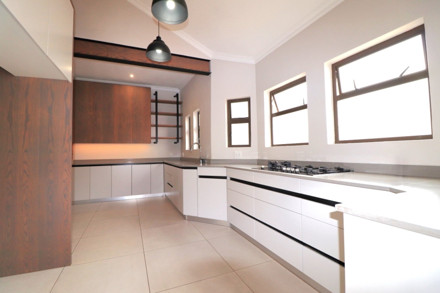 5 Bedroom Property for Sale in Country Lane Estate Gauteng