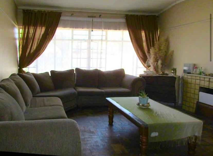 3 Bedroom Property for Sale in Vanderbijlpark SW 5 Gauteng