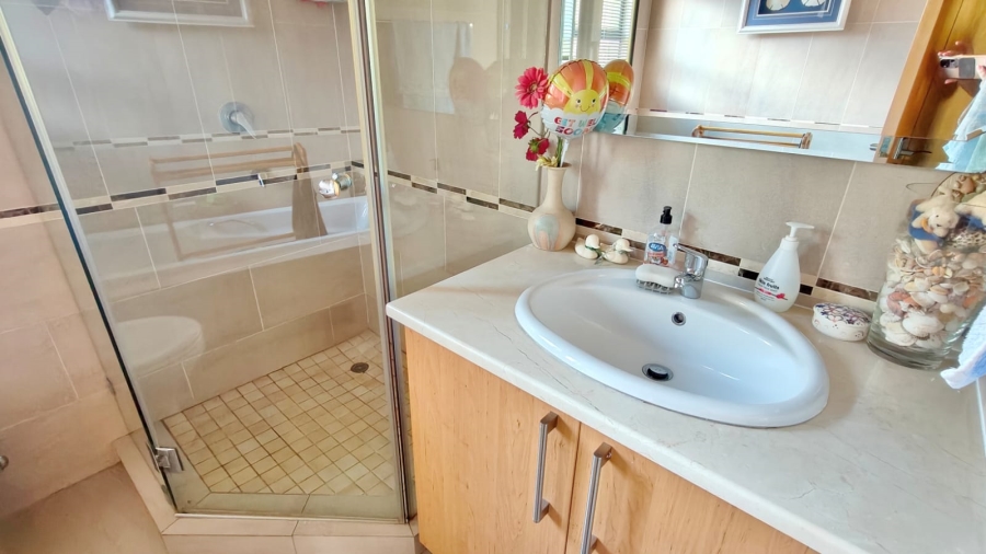 3 Bedroom Property for Sale in Vaal Marina Gauteng
