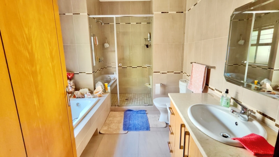 3 Bedroom Property for Sale in Vaal Marina Gauteng