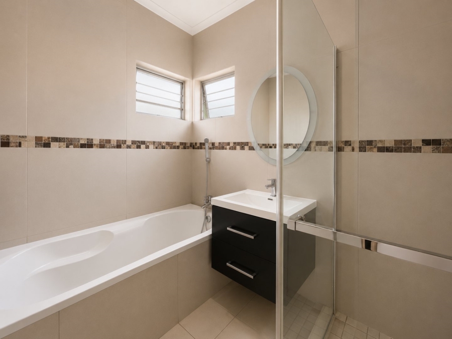 3 Bedroom Property for Sale in Wannenburghoogte Gauteng