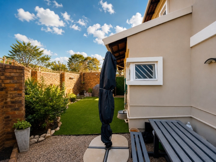 3 Bedroom Property for Sale in Wannenburghoogte Gauteng