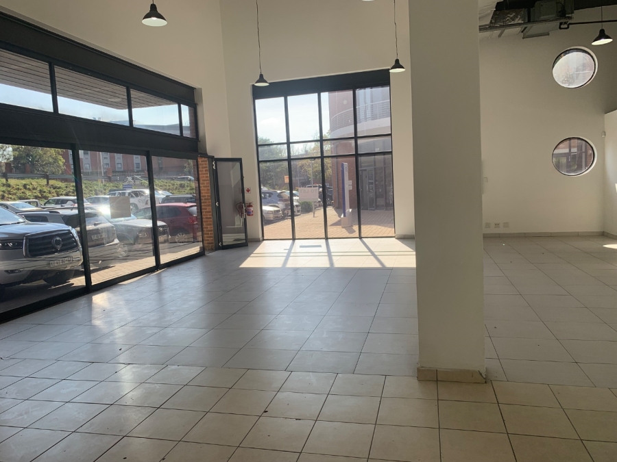 To Let Commercial Property for Rent in Zwartkop Gauteng