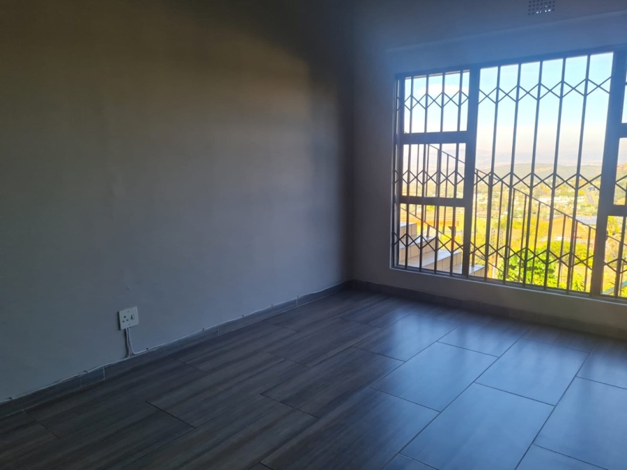 5 Bedroom Property for Sale in Bassonia Gauteng