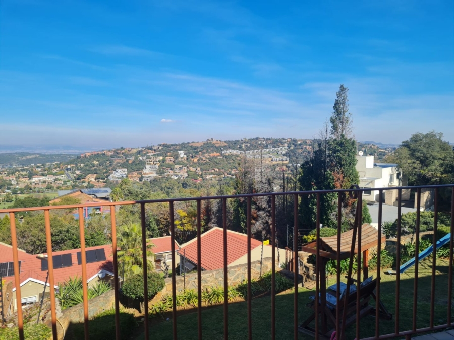5 Bedroom Property for Sale in Bassonia Gauteng