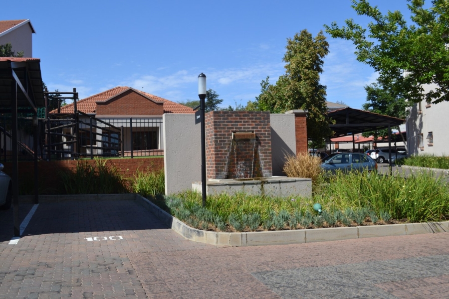 1 Bedroom Property for Sale in Paulshof Gauteng
