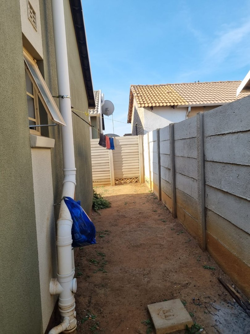 3 Bedroom Property for Sale in Sky City Gauteng