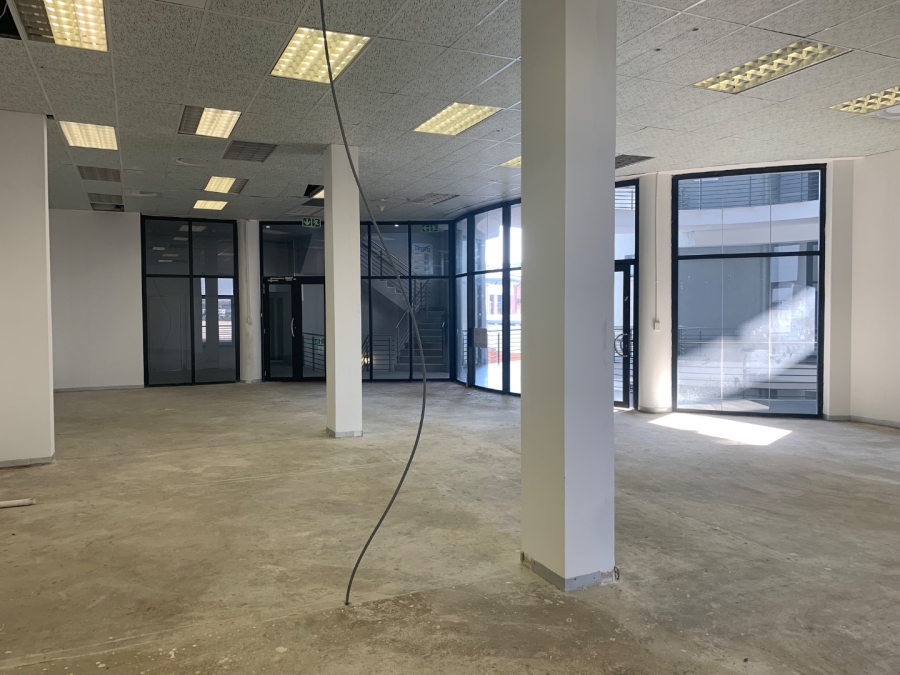 To Let Commercial Property for Rent in Zwartkop Gauteng
