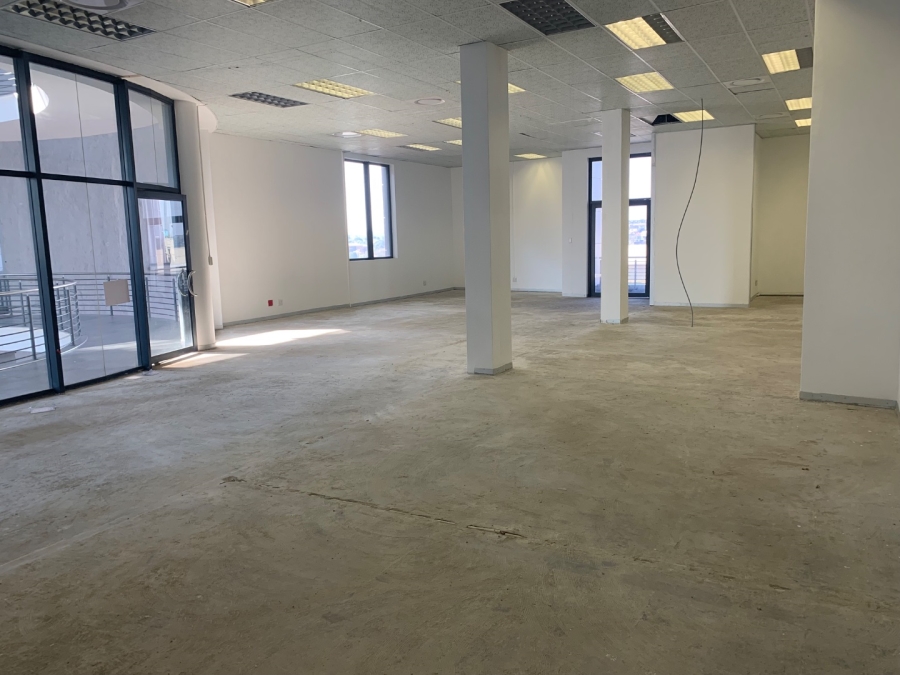 To Let Commercial Property for Rent in Zwartkop Gauteng