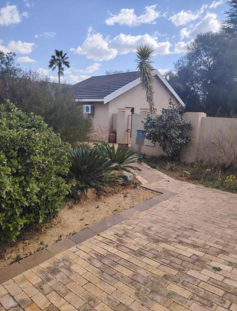 4 Bedroom Property for Sale in Sonland Park Gauteng